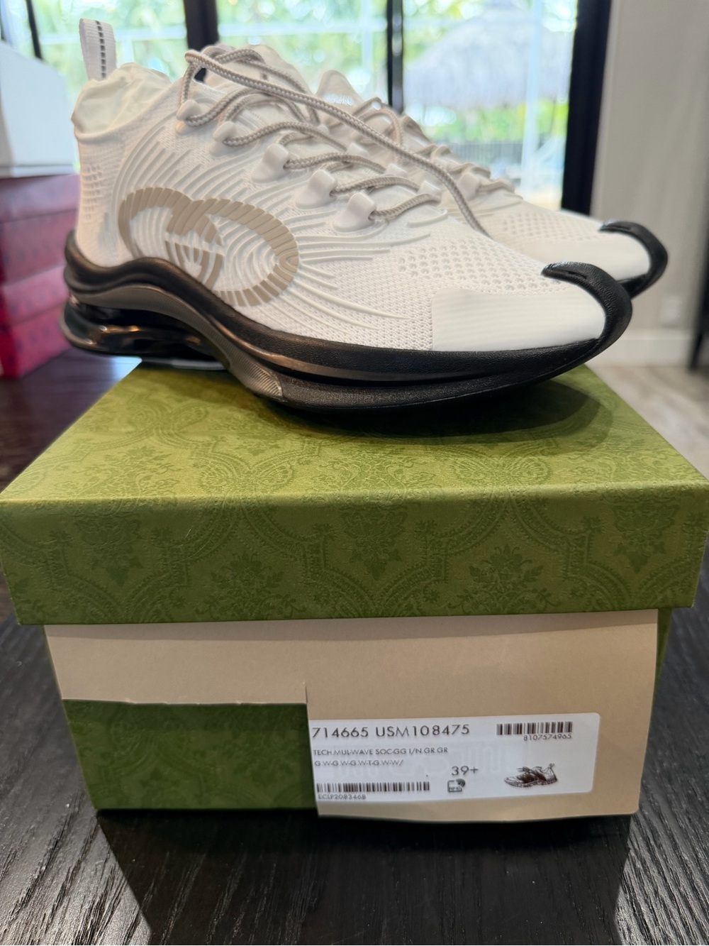 Gucci White and Black Knit Runner Sneakers